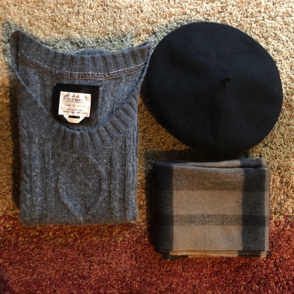 Old Navy Sweater Size S - Picture 5 of 12